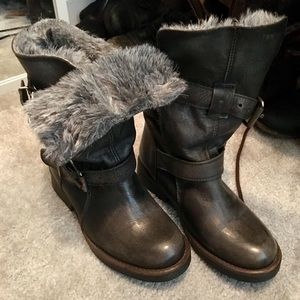 Steve Madden fuzzy boots
